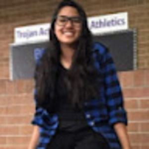 Meet your Posher, Daniela